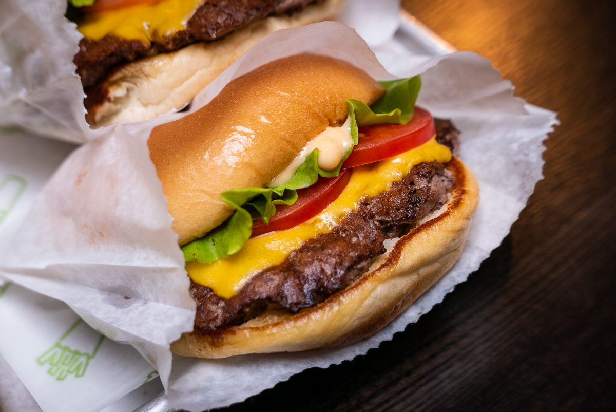 Shake Shack Opens in Xintiandi, Shanghai (Officially Jan 24)