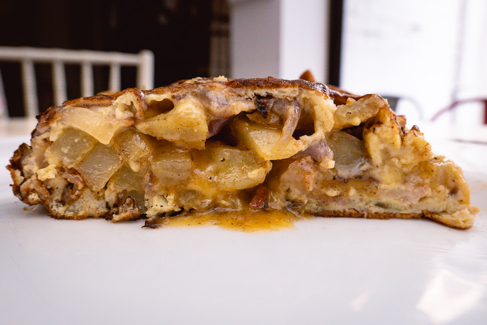 3 recipes with fromage blanc: Cheesy potato omelet. Photo by Rachel Gouk @ Nomfluence.