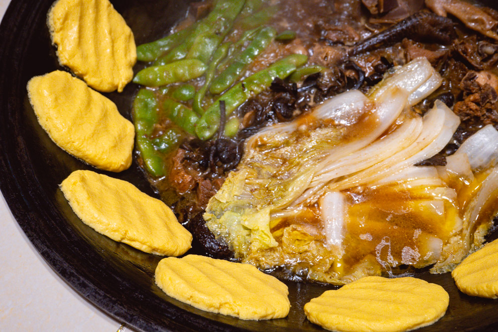 Yao Ji is a Chinese restaurant in Shanghai that specializes in Dongbei-style Iron Pot Stew "Tie Guo Dun". Photo by Rachel Gouk @ Nomfluence.