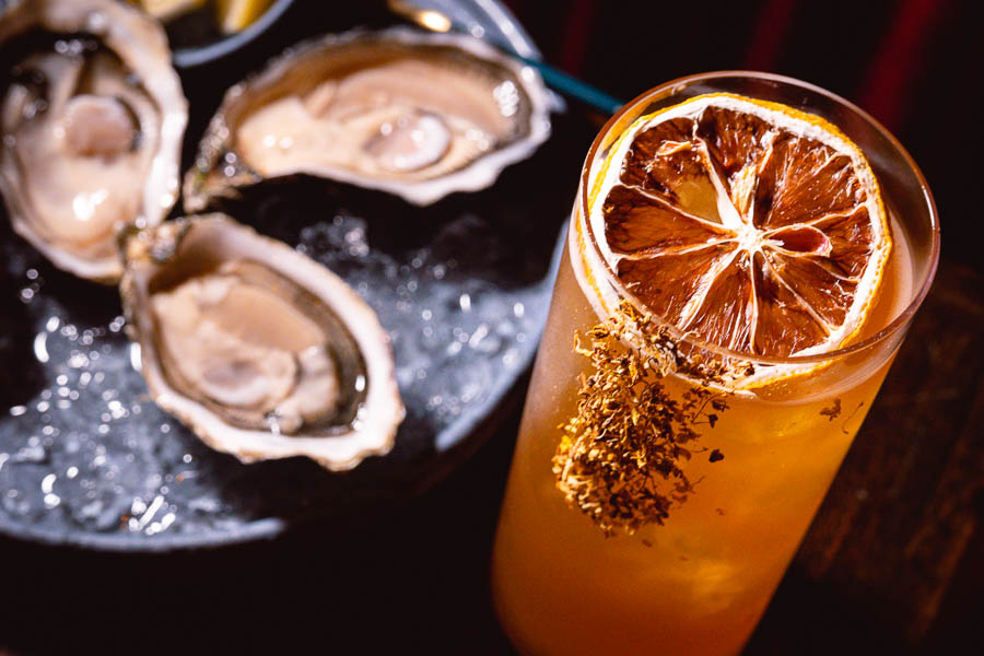 8 Excellent Shanghai Bars for Cocktails & Oysters