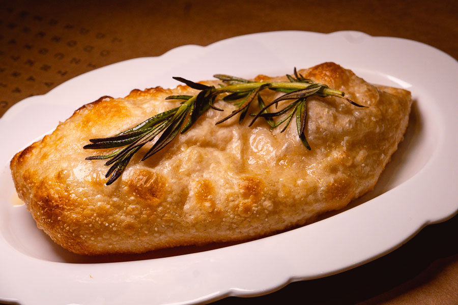 Schiacciata. Italo Trattoria is a casual Italian restaurant in Jing'an, Shanghai. Photo by Rachel Gouk @ Nomfluence.