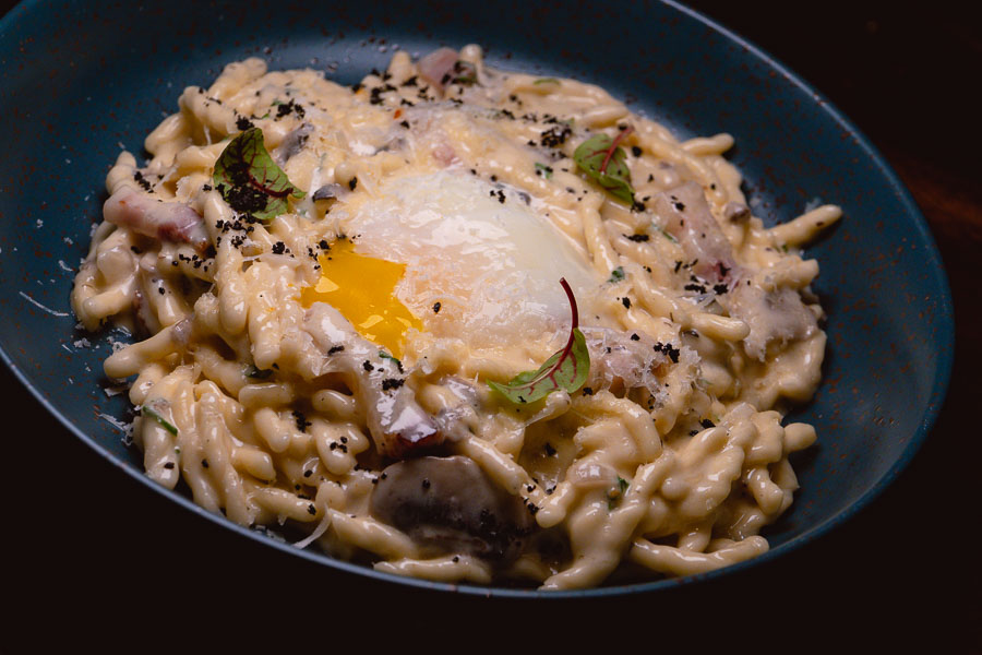 Pasta at Azul Italiano, an Italian restaurant in Hongkou, Shanghai. Photo by Rachel Gouk @ Nomfluence.