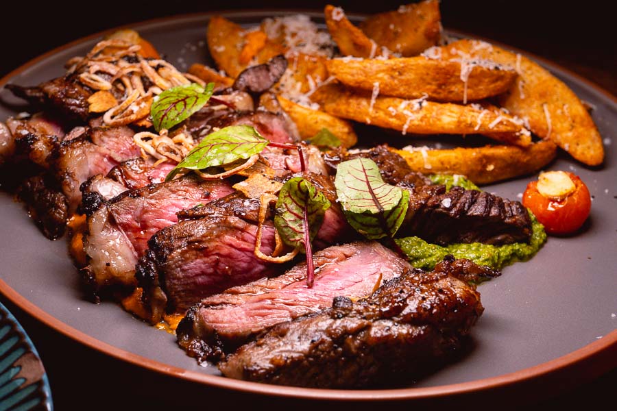 Steak at Azul Italiano, an Italian restaurant in Hongkou, Shanghai. Photo by Rachel Gouk @ Nomfluence.