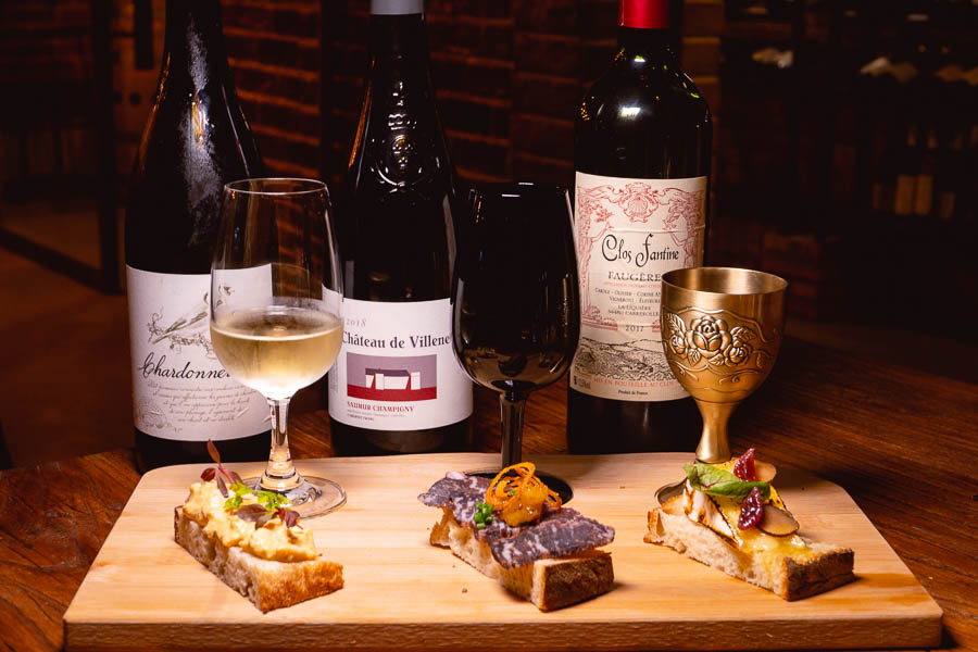 ROZO is a casual wine bar and restaurant in Jing'an, Shanghai. Photo by Rachel Gouk @ Nomfluence.