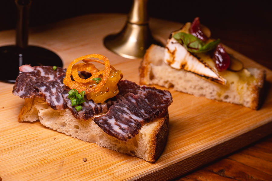 ROZO is a casual wine bar and restaurant in Jing'an, Shanghai. Photo by Rachel Gouk @ Nomfluence.