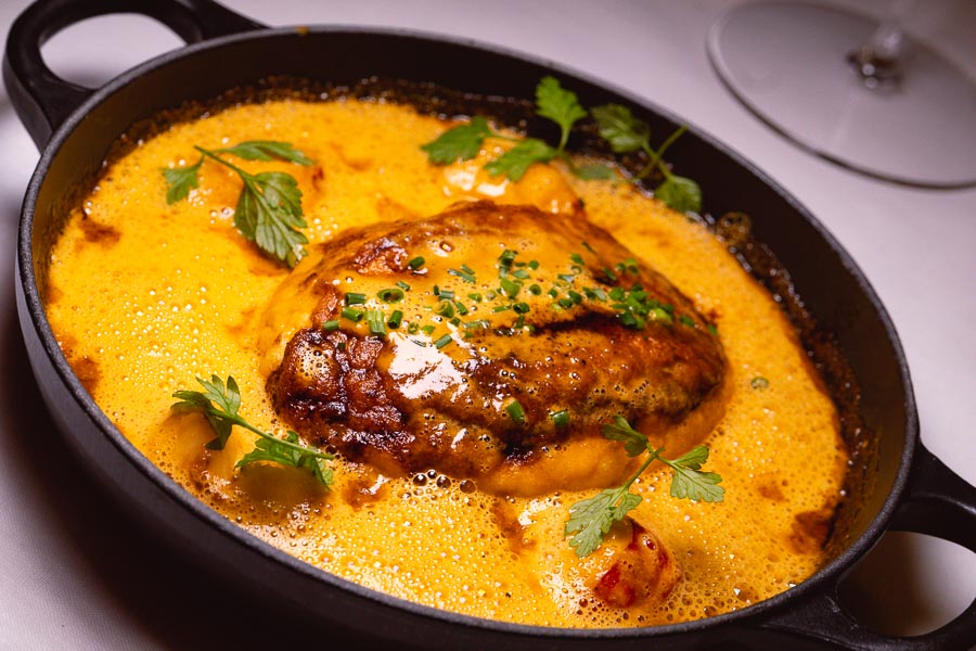 Suzie is a fine French restaurant in Shanghai for wine and dinner. Photo by Rachel Gouk @ Nomfluence.