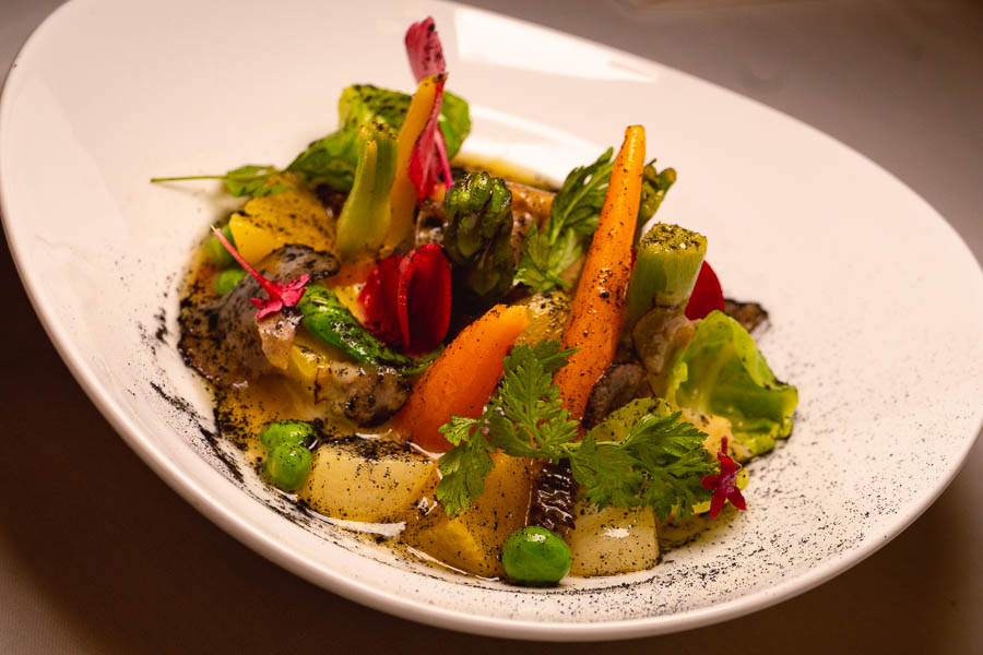 Suzie is a fine French restaurant in Shanghai for wine and dinner. Photo by Rachel Gouk @ Nomfluence.