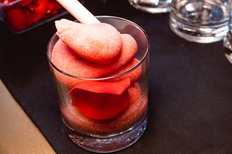 Brunch in Shanghai: La Barra for free-flow brunch. Photo by Rachel Gouk @ Nomfluence.