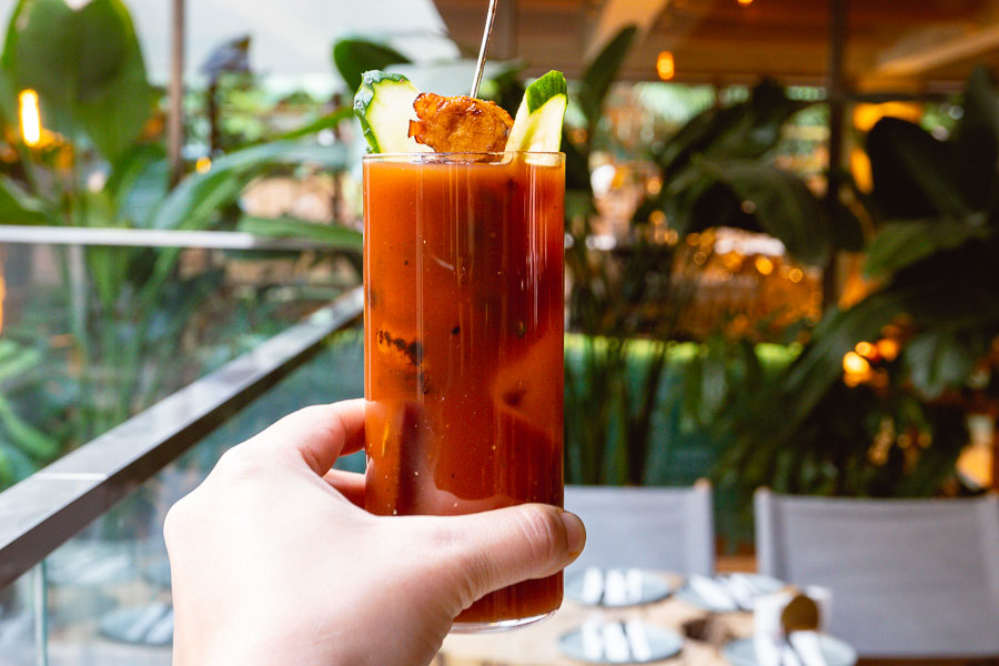 Brunch in Shanghai: La Barra for free-flow brunch. Photo by Rachel Gouk @ Nomfluence.