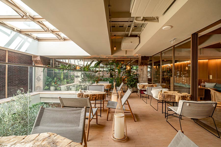 Brunch in Shanghai: La Barra for free-flow brunch.