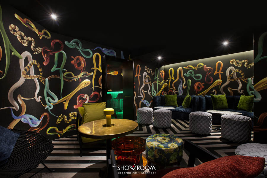 The Showroom Shanghai: An Italian Designer Speakeasy Bar (Closed)