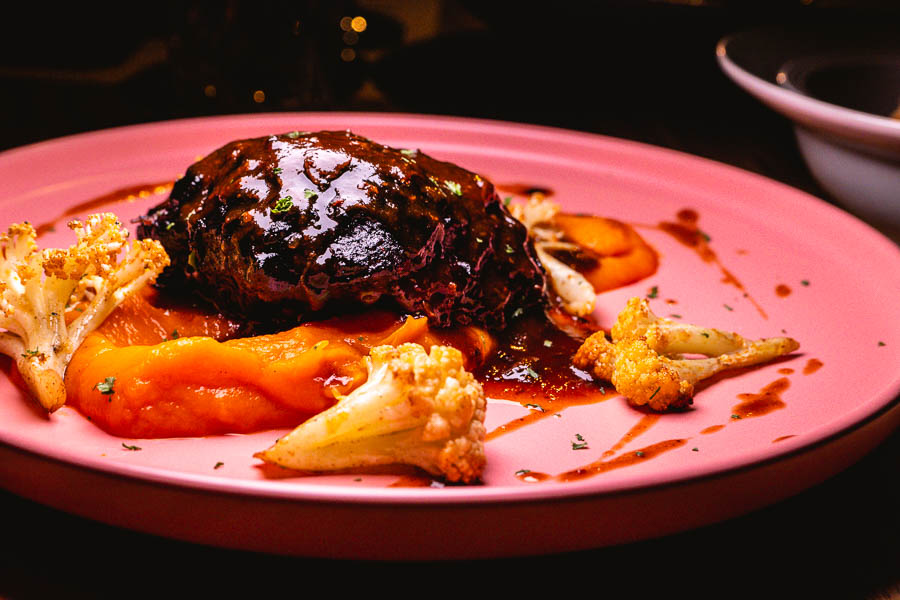 Beijing stalwart Mosto opens in Shanghai. A classy yet casual contemporary western restaurant and bar in Jing'an. Photo by Rachel Gouk @ Nomfluence.