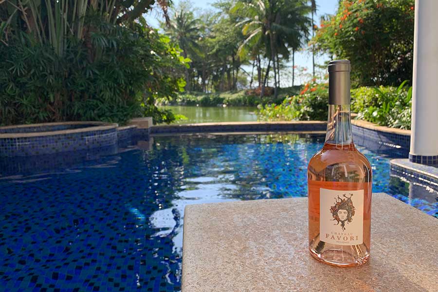 Chateau Favori rose wine. Photo by Rachel Gouk @ Nomfluence.