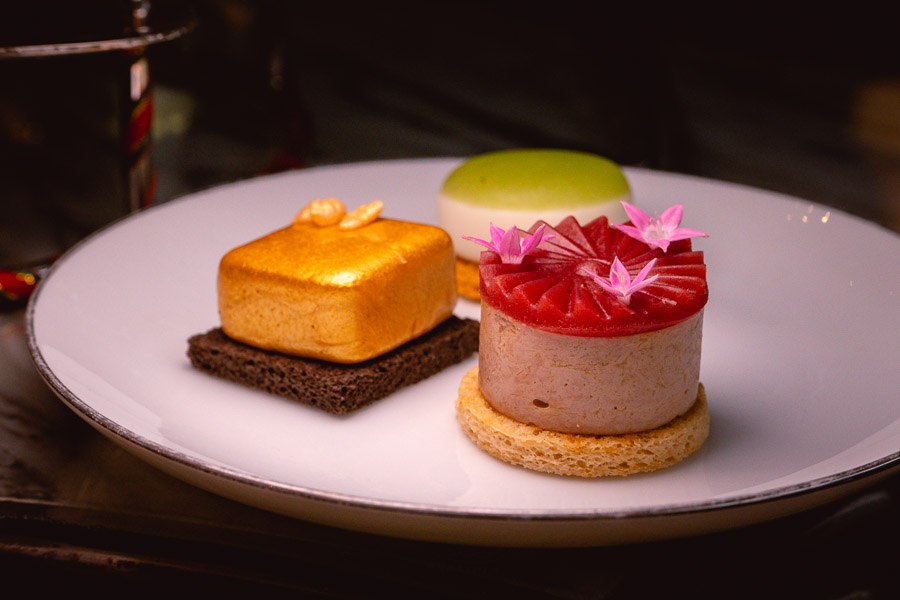 The Ritz Bar & Lounge at The Portman Ritz-Carlton, Shanghai has a Christmas-themed afternoon tea set, available through the festive season.