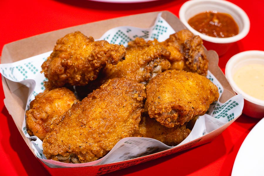 Homeslice launches fried chicken at selected Shanghai stores. Photo by Rachel Gouk @ Nomfluence.