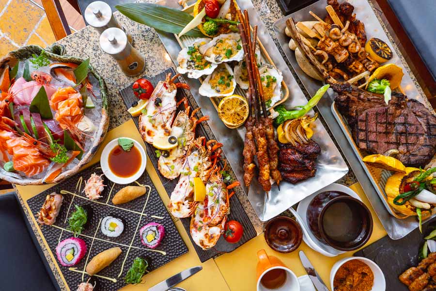 Buffet Brunch at YICAFE, Pudong Shangri-La, Shanghai