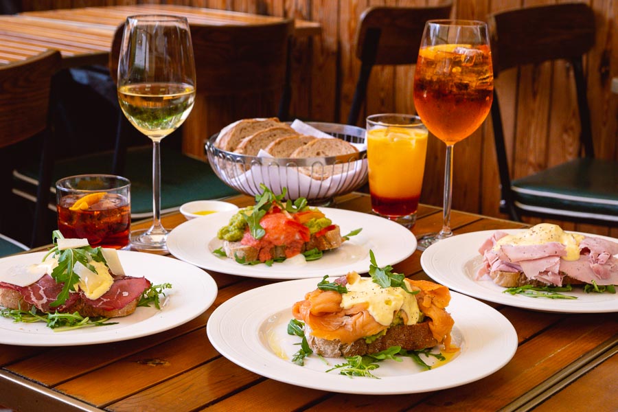 Bella Vita Bistro Brunch: Fresh Pastas on the Terrace