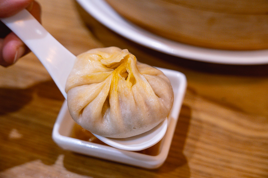 Eat the best xiao long bao in Shanghai at these restaurants. Photo by Rachel Gouk @ Nomfluence