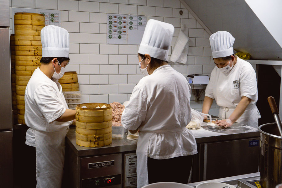 Eat the best xiao long bao in Shanghai at these restaurants. Photo by Rachel Gouk @ Nomfluence