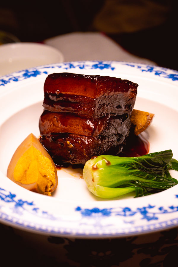 Ren He Guan (人和馆) is a Michelin one-star Shanghainese restaurant in Shanghai. Photo by Rachel Gouk @ Nomfluence