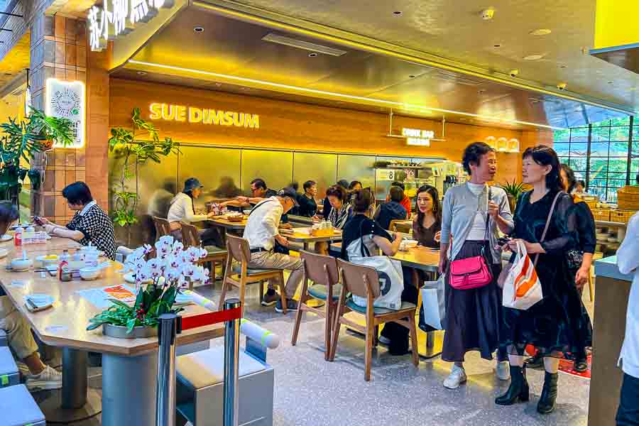 Foodie Social at Hong Shou Fang (鸿寿坊), a dining destination and commercial hub that boasts more than 60 restaurants, bars, and cafes, located in Putuo district, Shanghai. Photo by Rachel Gouk @ Nomfluence