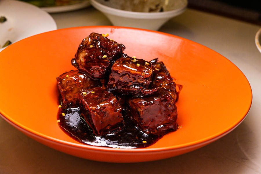 Chinese wine bar Song Song for Shanghainese food in Shanghai. Photo by Rachel Gouk @ Nomfluence