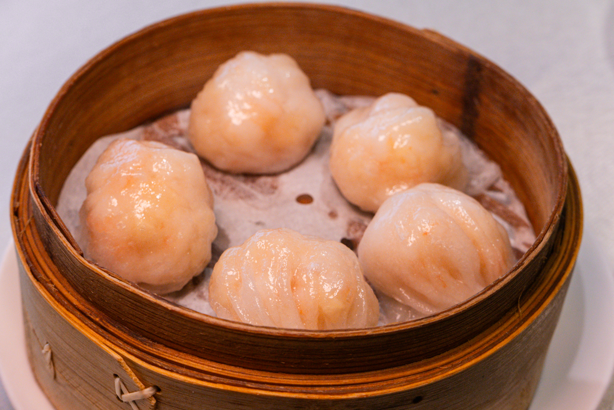 Here's a Solid (And Cheap) Dim Sum Restaurant in Shanghai