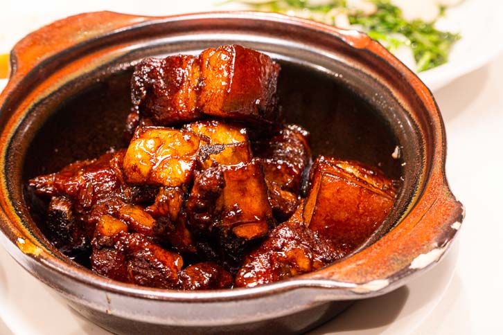 Old Jesse is a famous Shanghainese restaurants in Shanghai
