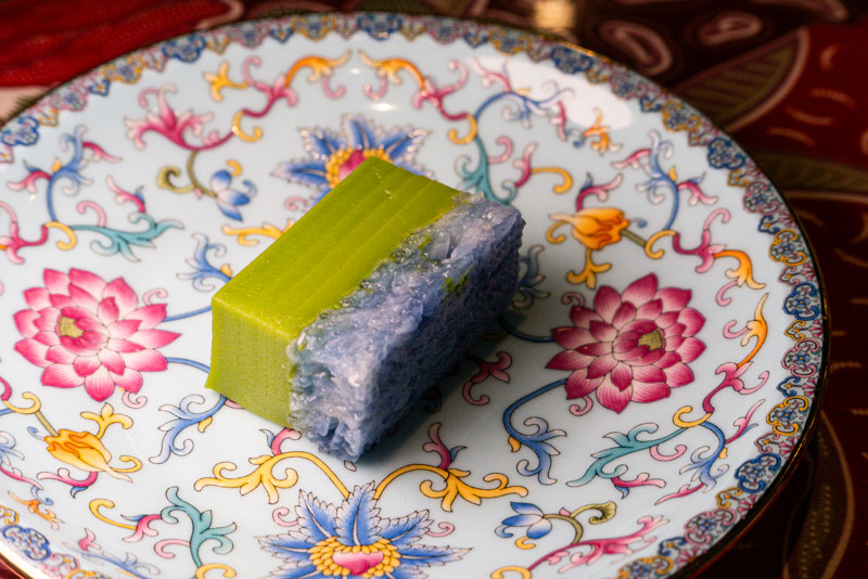 Nectar is a dessert shop in Shanghai specializing nyonya kuih, desserts from the Peranakan culture.