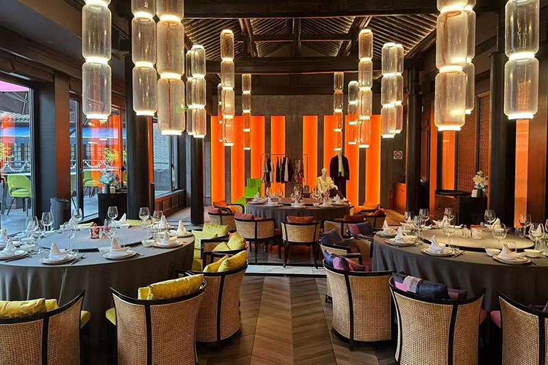 Shanghai Tang is an upscale Shanghainese restaurant in Xintiandi