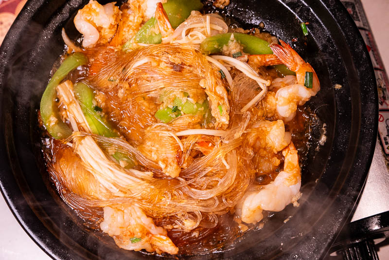 Bifengtang is a Hong Kong-style Cantonese restaurant chain in Shanghai, China
