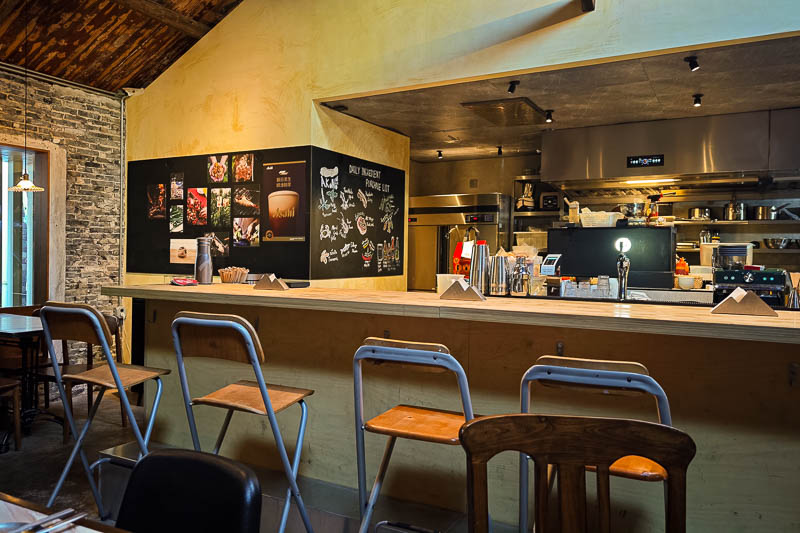 Akanee is a modern Thai restaurant in Shanghai